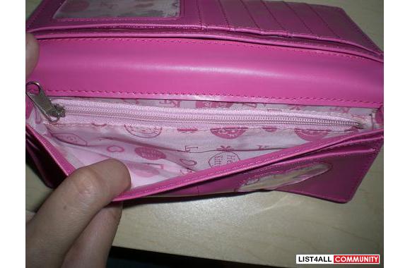 wallet continued....plus pics of damages
