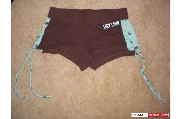 LUCY LOVE SHORT SHORTSREALLLLLYYYY CUTE!!SIZE:SMAL