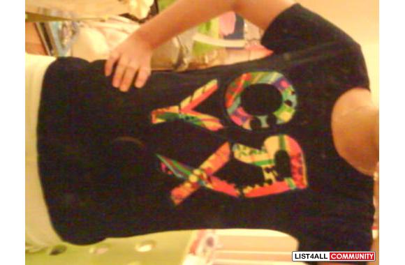 Image 2 :: Item 54 :: List xxbabygirl BNWT Roxy T-shirtBNWTsize mblack with writing$15