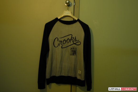 Crooks & Castles crew sweater