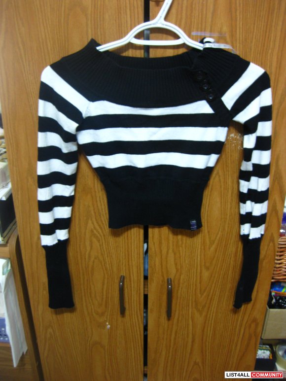 Garage sweater: half body