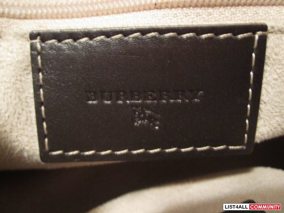 burberry purse