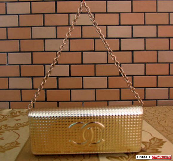 chanel gold clutch bag