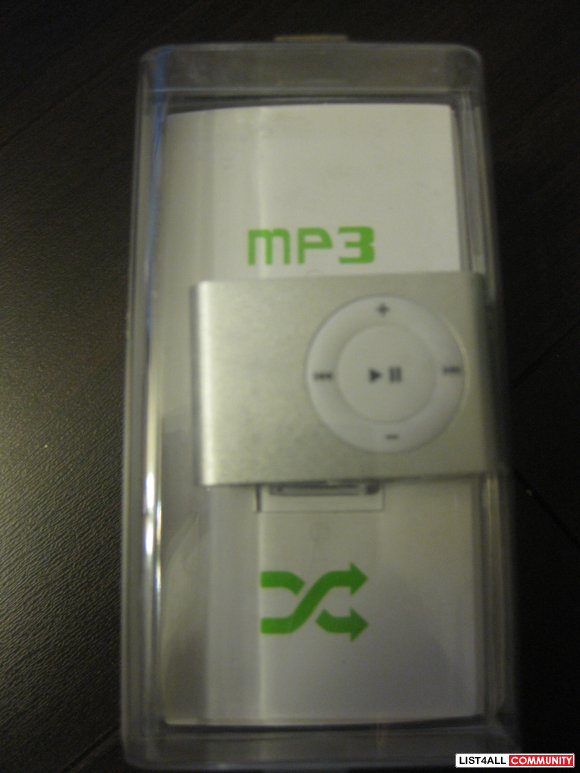 New MP3 Player - still in sealed boxed!! Can also use as USB drive!