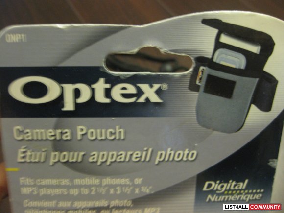 NWT OPTEX digital camera carrier/bag/pouch. Fits most compact digital 