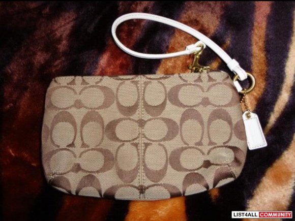 coach wristlets authentic