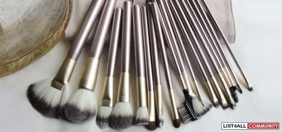 18 piece make up brush set