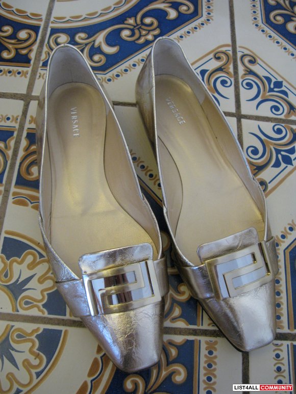 versace flats women