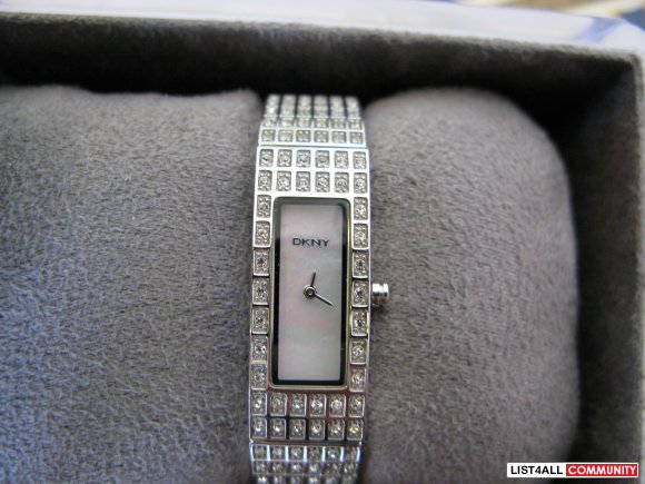 dkny swarovski crystal watch