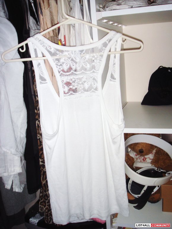 Bebe Logo Top