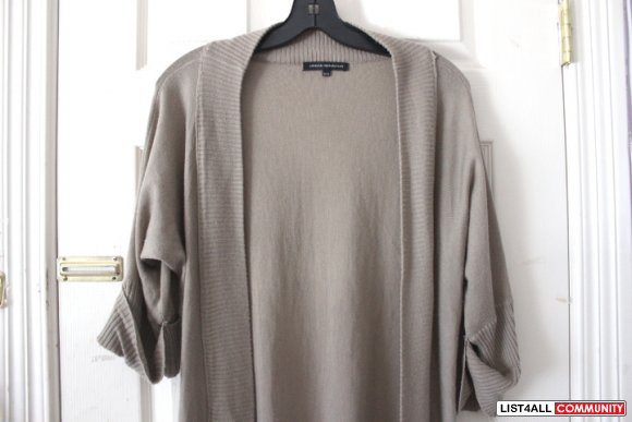 Urban Behaviour 3/4 Sleeve Cardigan