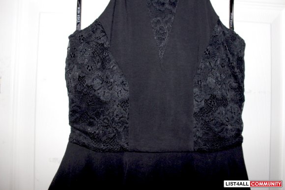 Ever New Sleeveless Lace Peplum Top