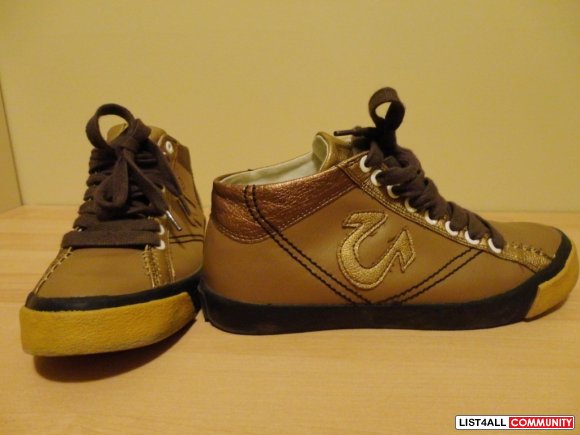 True Religion Sneakers Gold