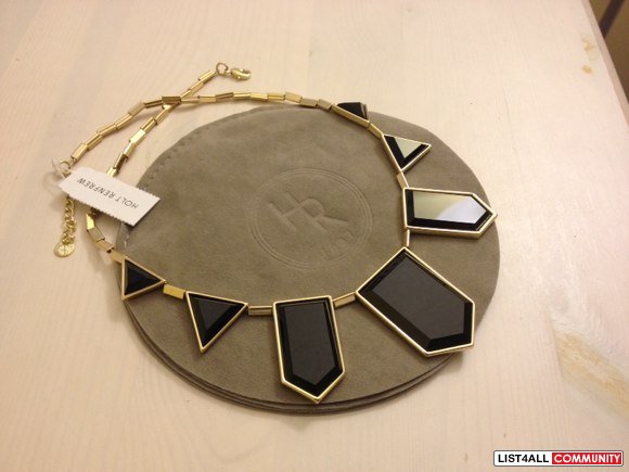 Auth House Of Harlow necklace