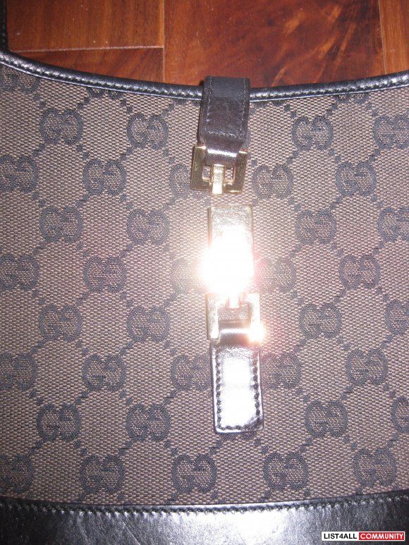 GENTLY USED SMALL GUCCI JACKIE O PURSE - AUTHENTIC :: misslinh80 :: List4All
