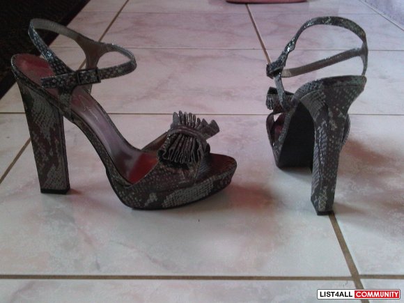 jessica simpson heels with bow