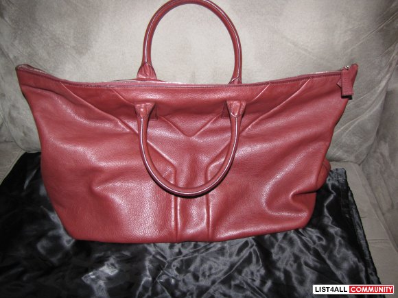 100% Authentic Yves Saint Laurent Hamptons Bag :: theextrainch ...  
