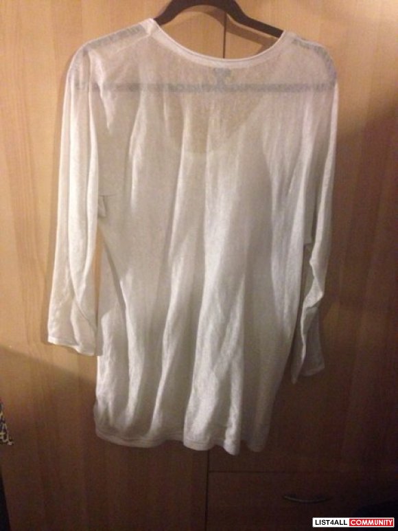 white sweater aritzia