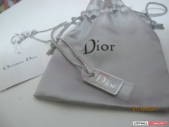 dior dog tag necklace