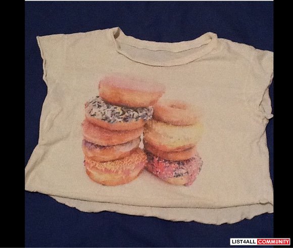 Brandy Melville Donut Crop top