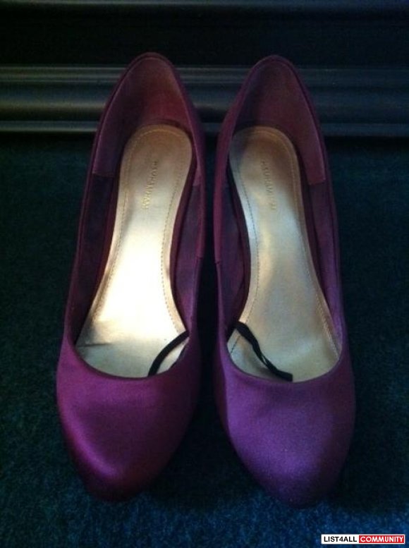 H&M Red Heels - Size 9