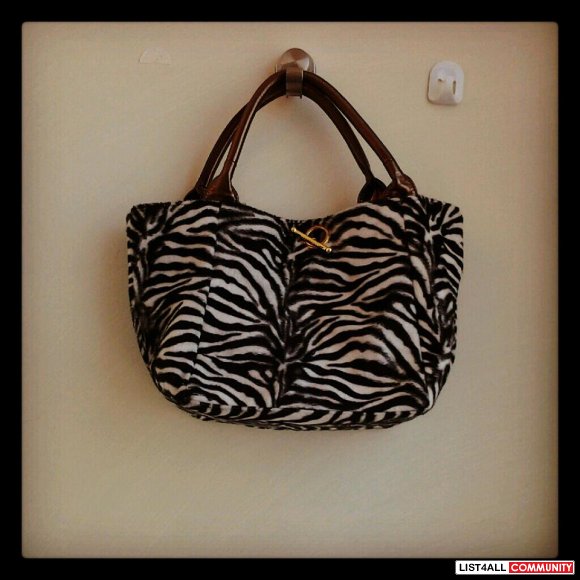 Zebra Pattern Fuzzy Handbag