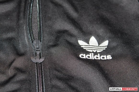 Black Adidas Jacket AUTHENTIC brand new XS