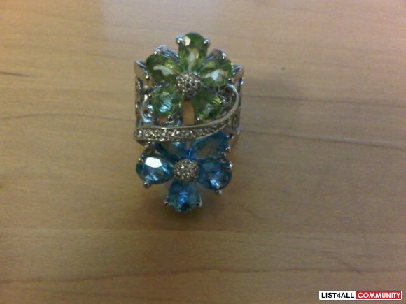 stunning floral ring with Genuine stones set in sterling silver