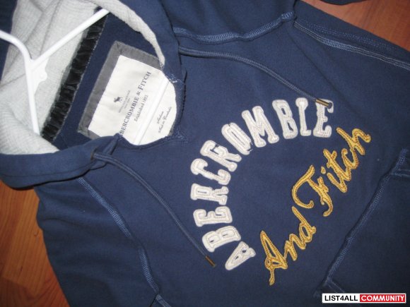 Abercrombie & Fitch Hoody
