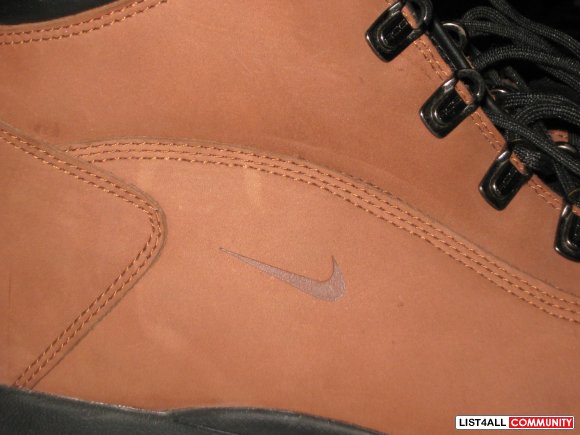 nike hiking trousers