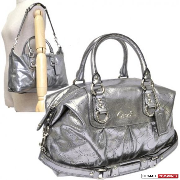 coach silver handbag