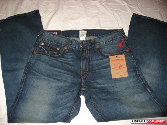 True Religion "Ricky Giant Big T" Straight Leg Jeans BNWT  Size 32,34