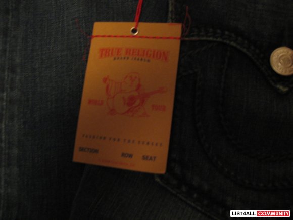 True Religion "Ricky Giant Big T" Straight Leg Jeans BNWT  Size 32,34