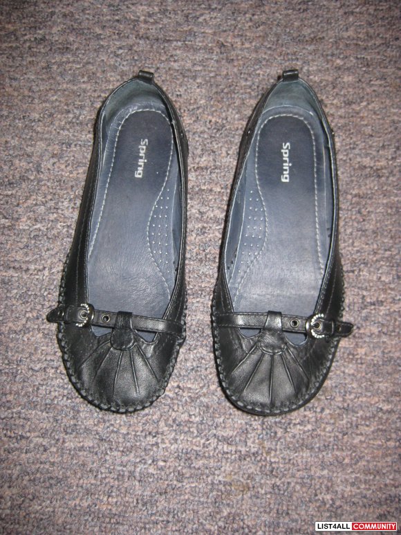black flats 8.5
