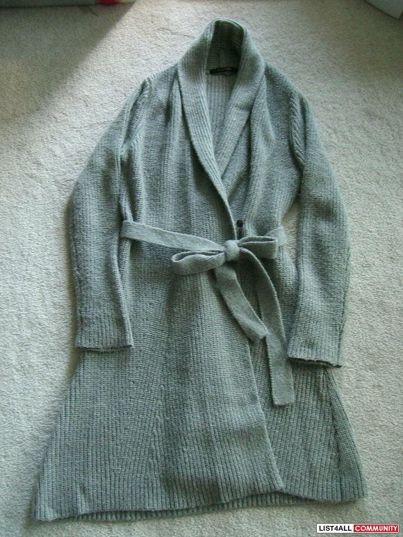 Light Gray knitted cardigan/coat