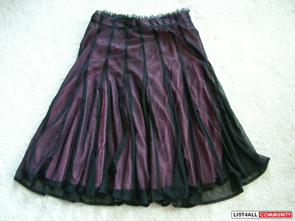 NEW Made in Italy Elegant yet Sexy Skirt