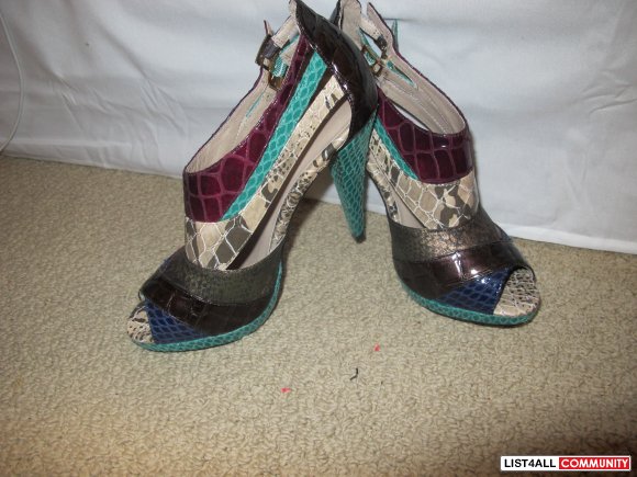 Aldo PeepToes Size 6