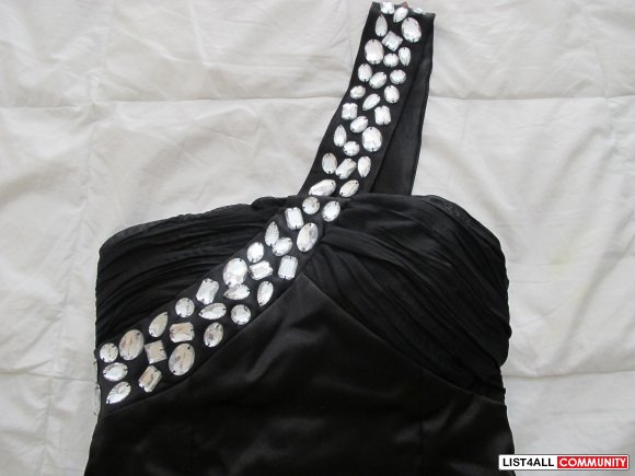Black one sleeve/strapless with Silver Diamonds Size Small